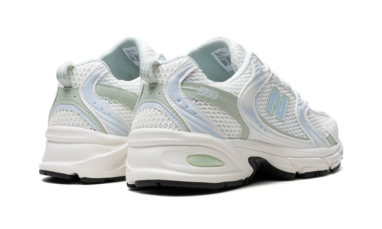 530 "White / Blue" MR530ZO