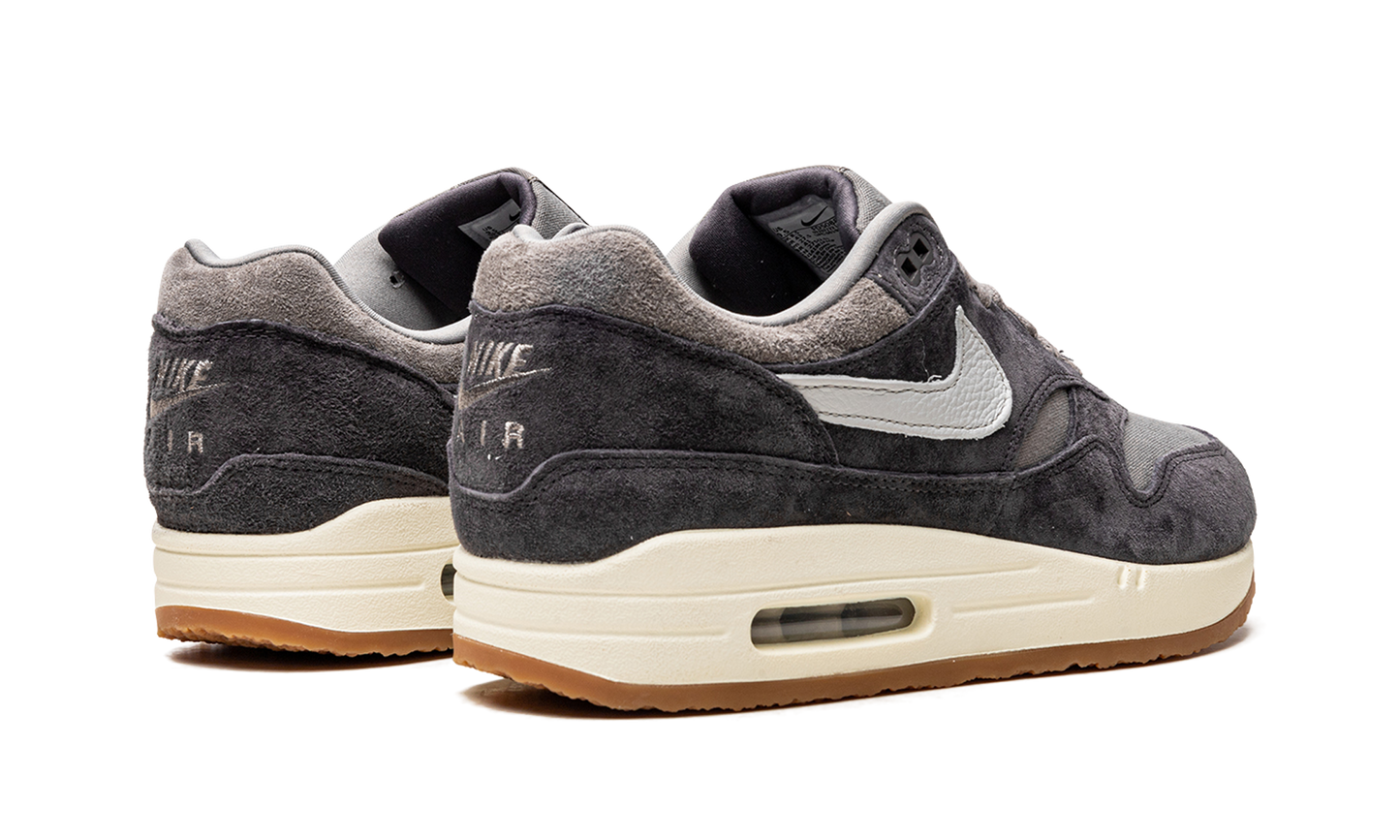 Air Max 1 PRM Crepe "Soft Grey" FD5088 001