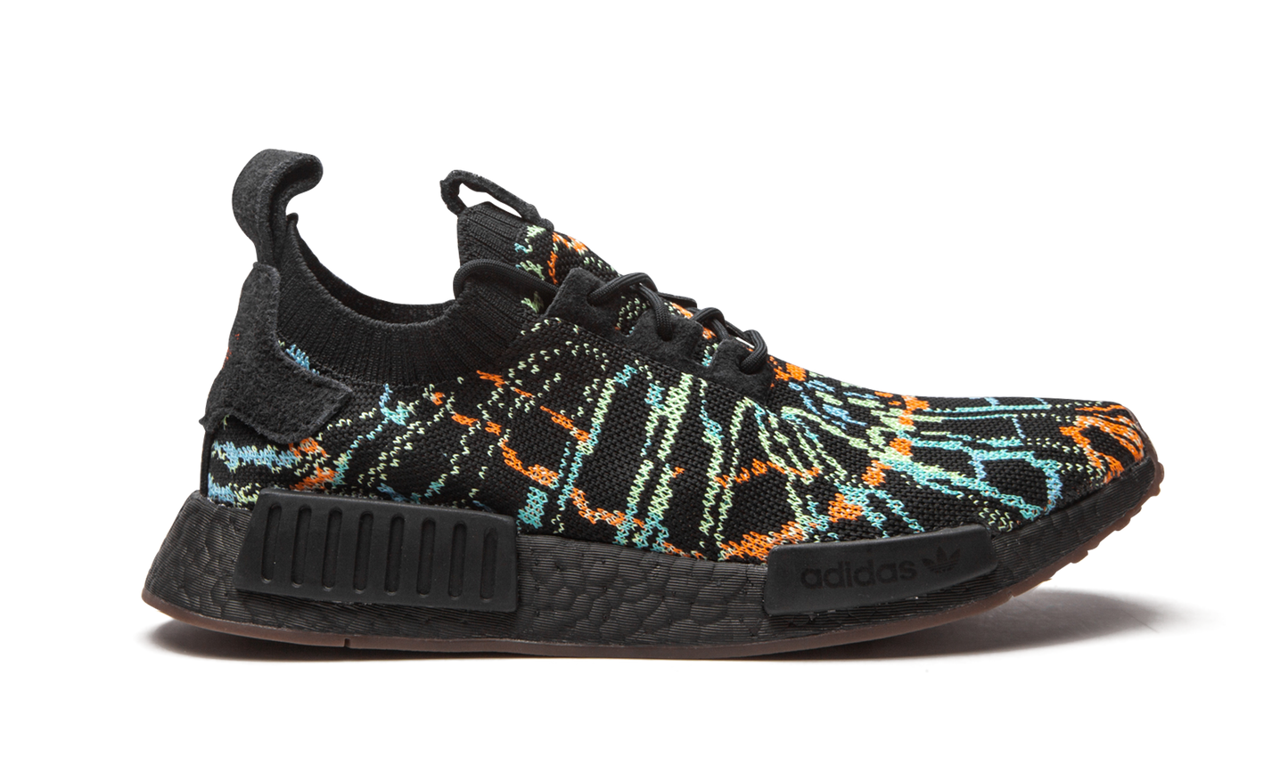NMD_R1 PK "Glitch" G57941