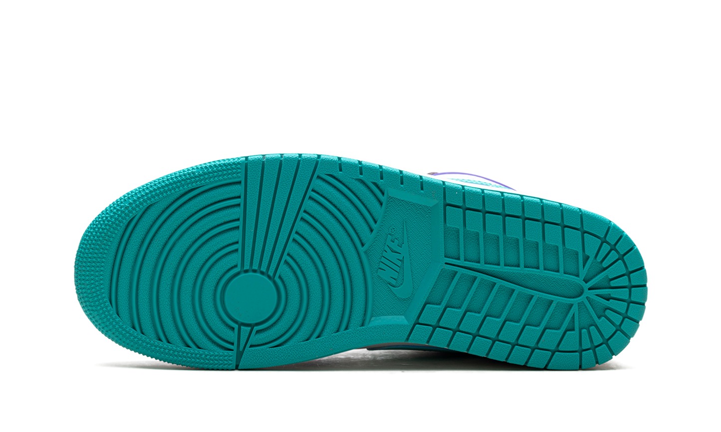 Air Jordan 1 "Hornets" HJ9013 550