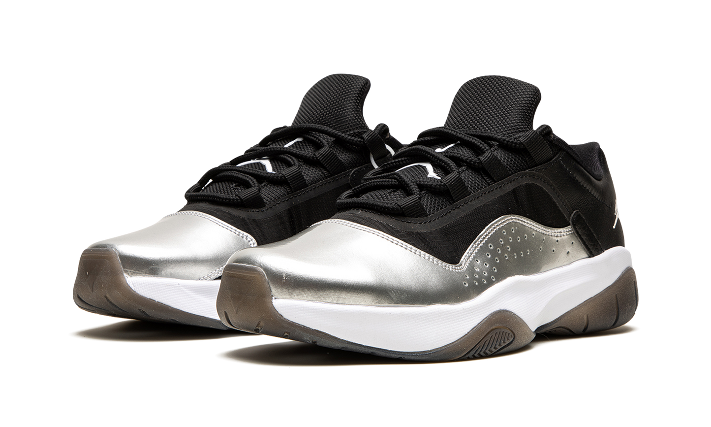 AIR JORDAN 11 CMFT LO WMNS DV2629 001