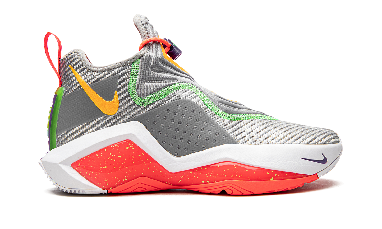 LeBron Soldier 14 "Hare" CK6024 001