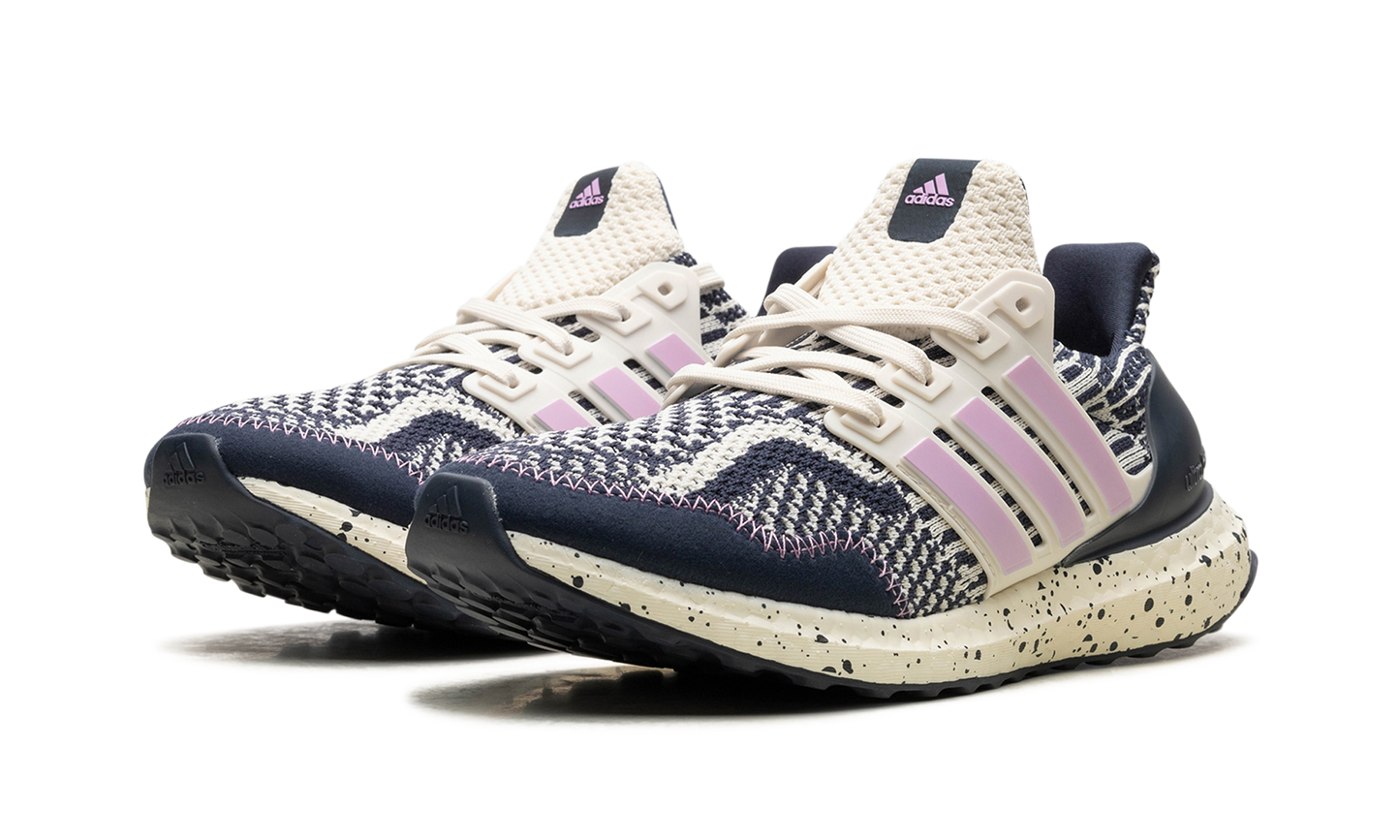 ULTRABOOST 5.0 DNA WMNS "Shadow Navy Lilac Speckled" GV8736