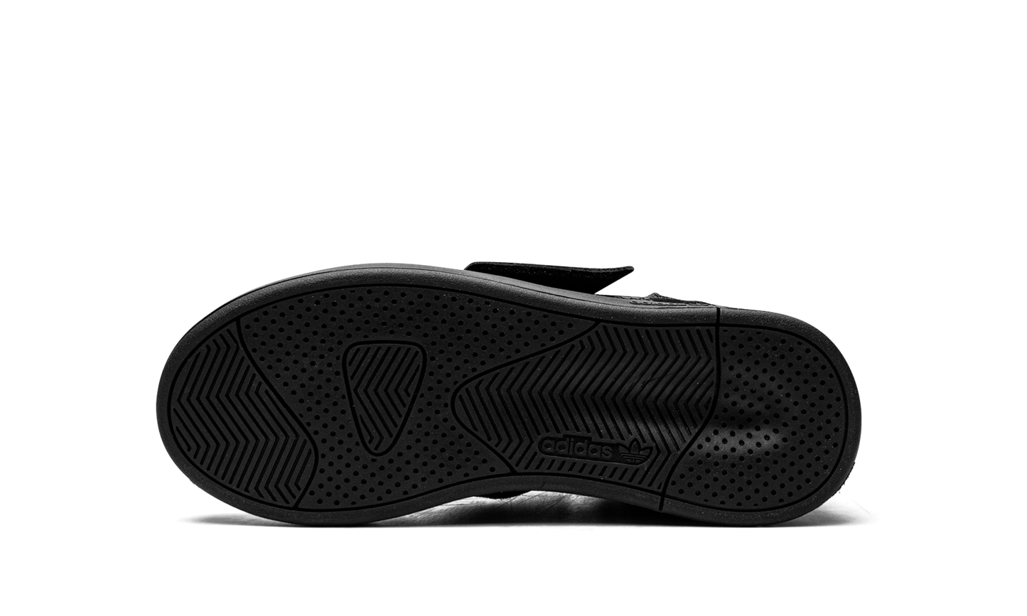 Tubular Invader Strap GS "CORE BLACK/CORE BLACK/WHITE" BZ0302