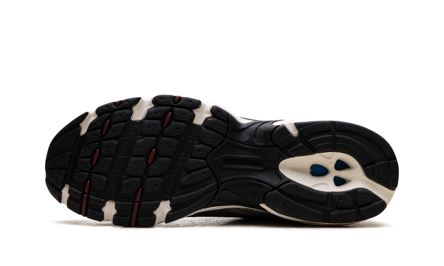 509 "SIlver / Red" U509D1