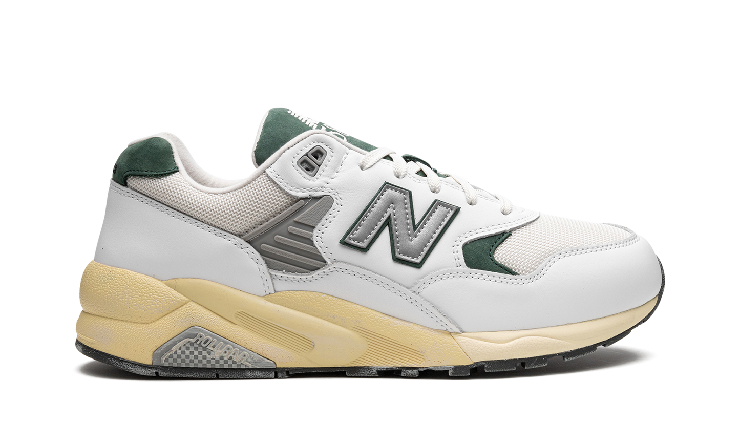 580 "Nightwatch Green" MT580RCA