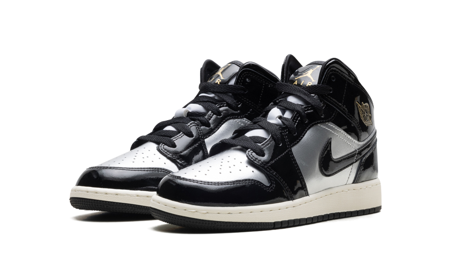 Jordan 1 Mid SE GS "Black Metallic Silver Sail Metallic Gold" FZ3938 001
