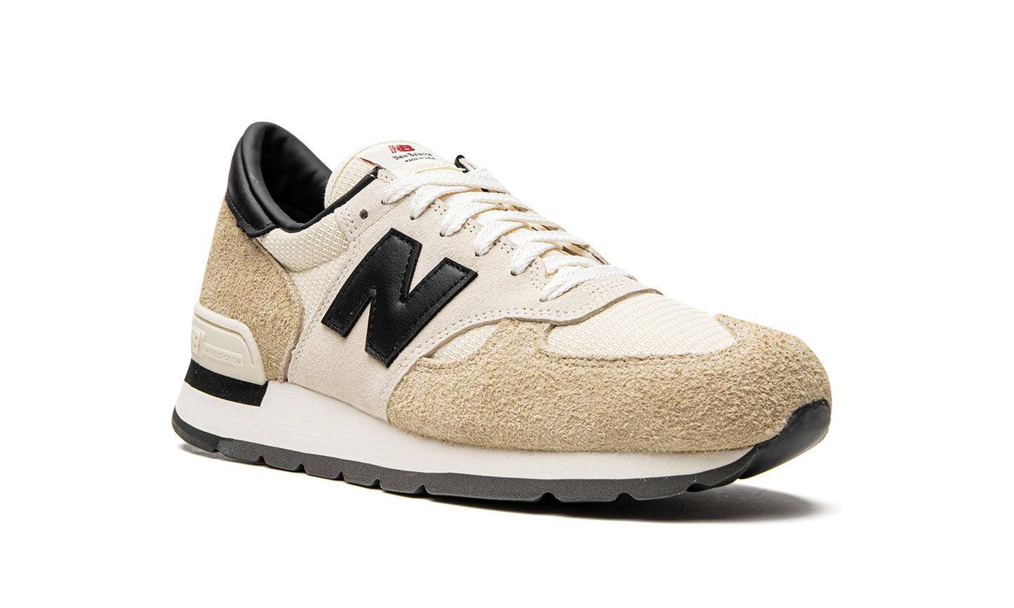 990 V1 "Teddy Santis - Macadamia Nut" M990AD1