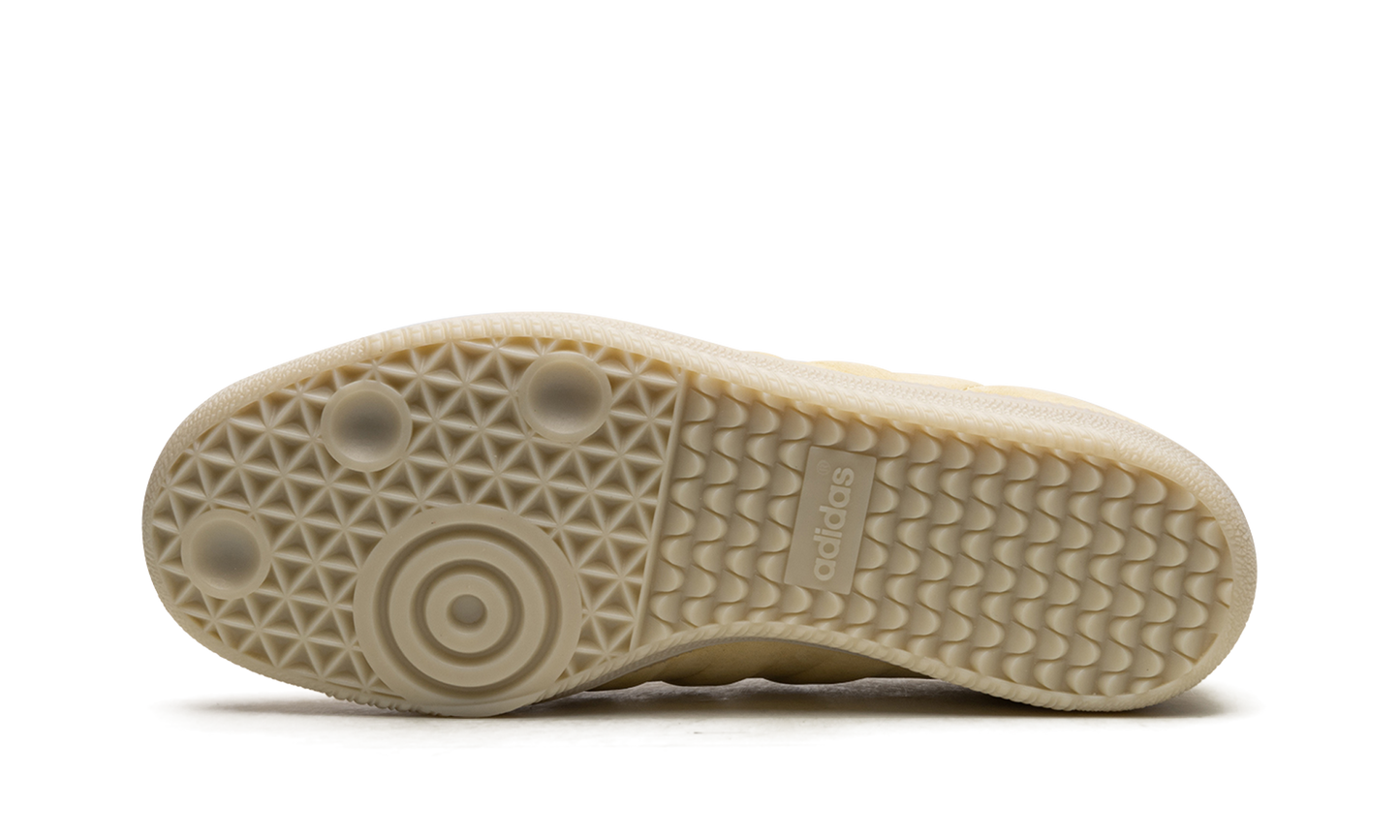 Samba "Almost Yellow" IE4955