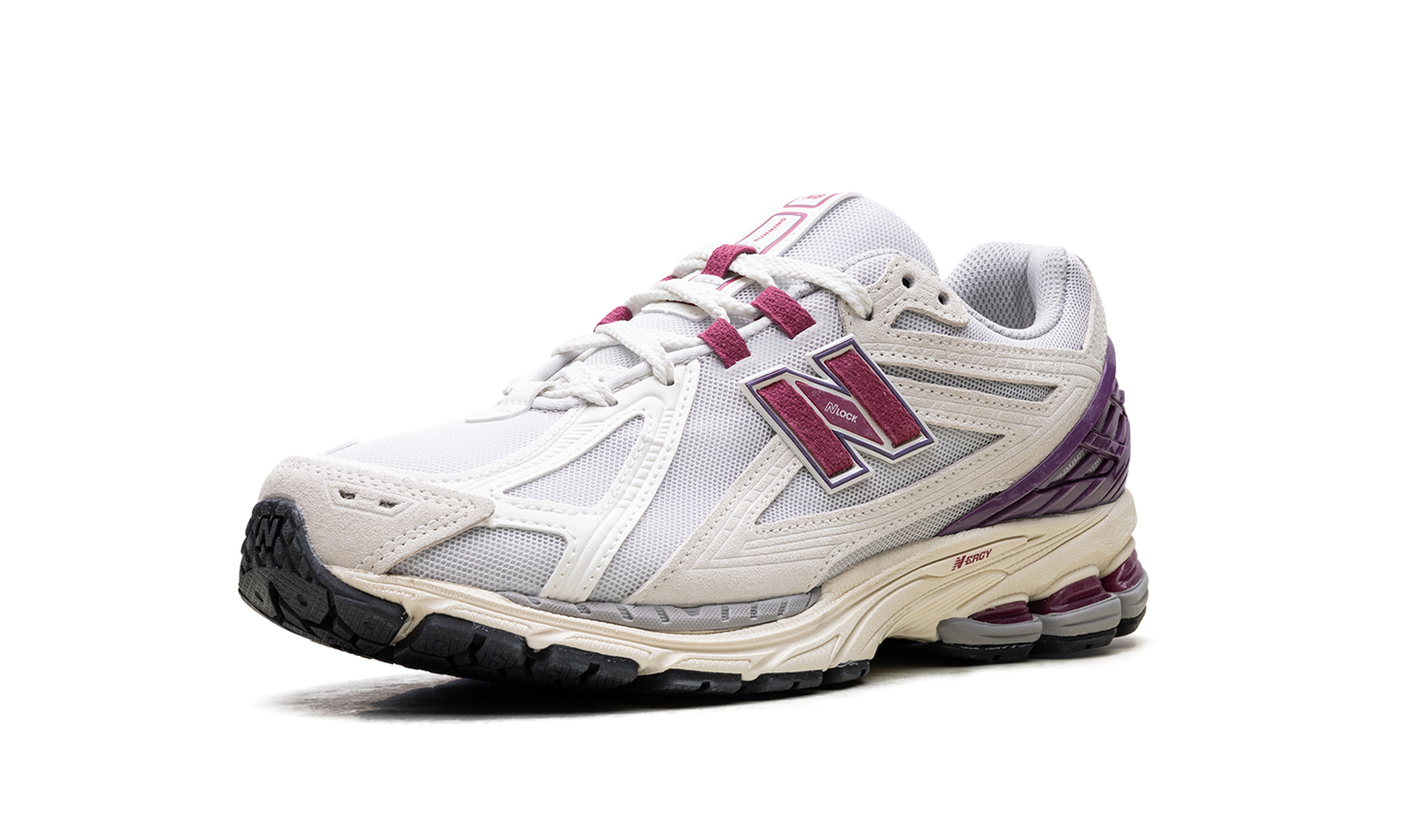 1906R "Sea Salt Radiant Purple" M1906REF