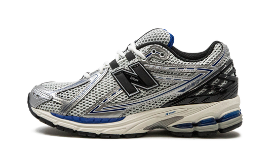 1906R "Silver Metallic" M1906RCD