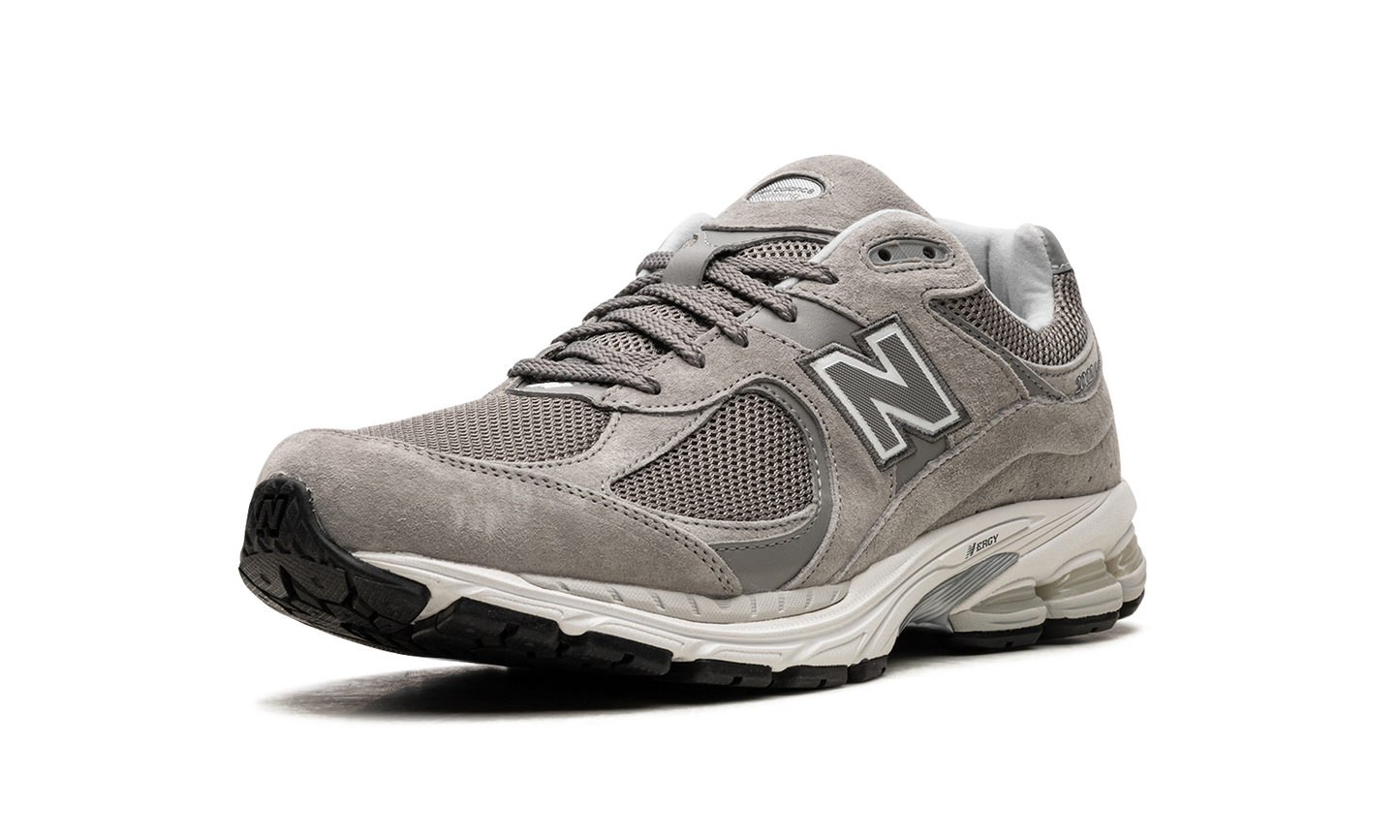 2002R "Grey White" M2002RJM