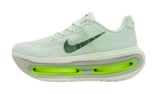 Vomero Premium "Barely Volt" HQ2050 300