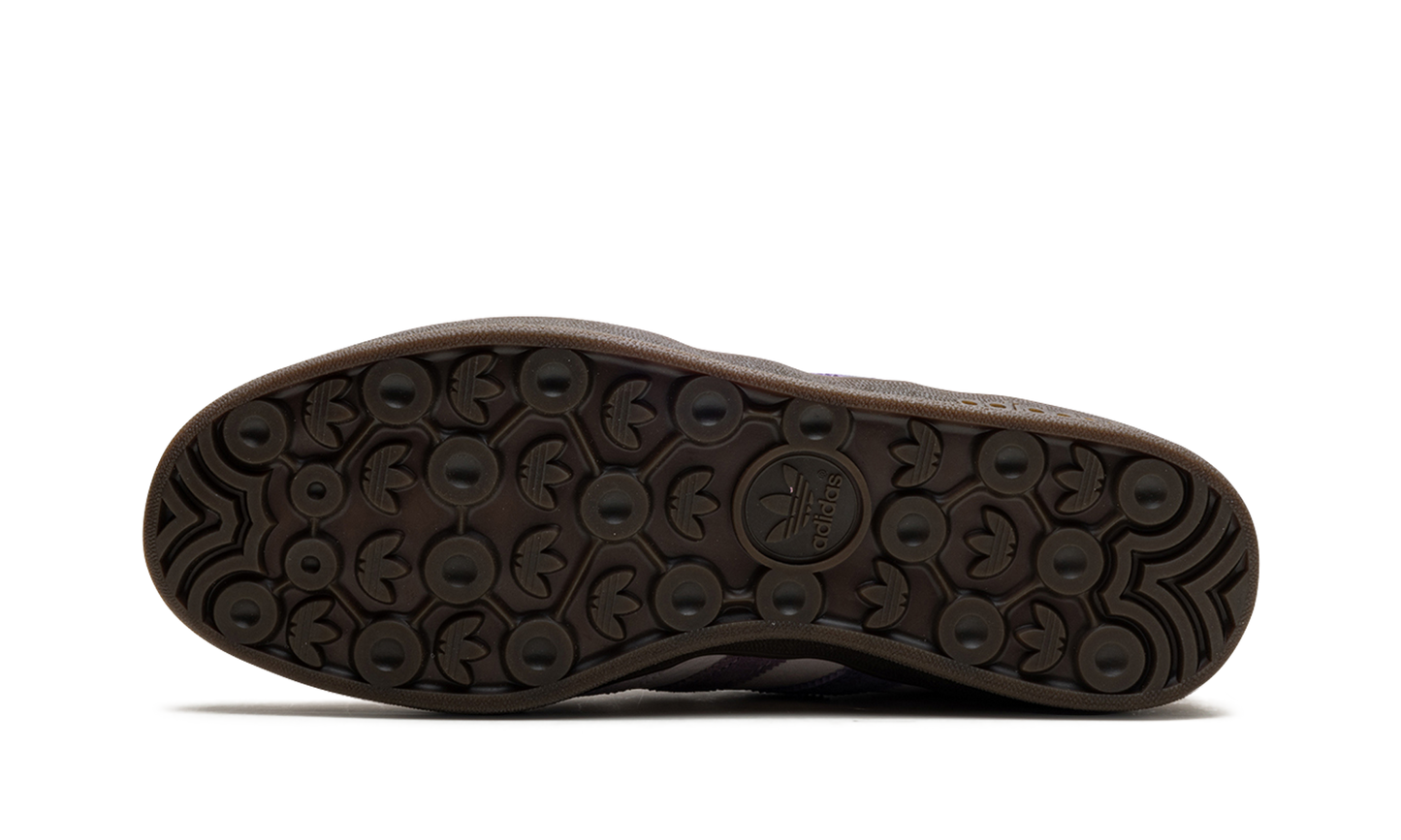 Gazelle Indoor "Kith - Classics Program - Ash Purple" IH0120