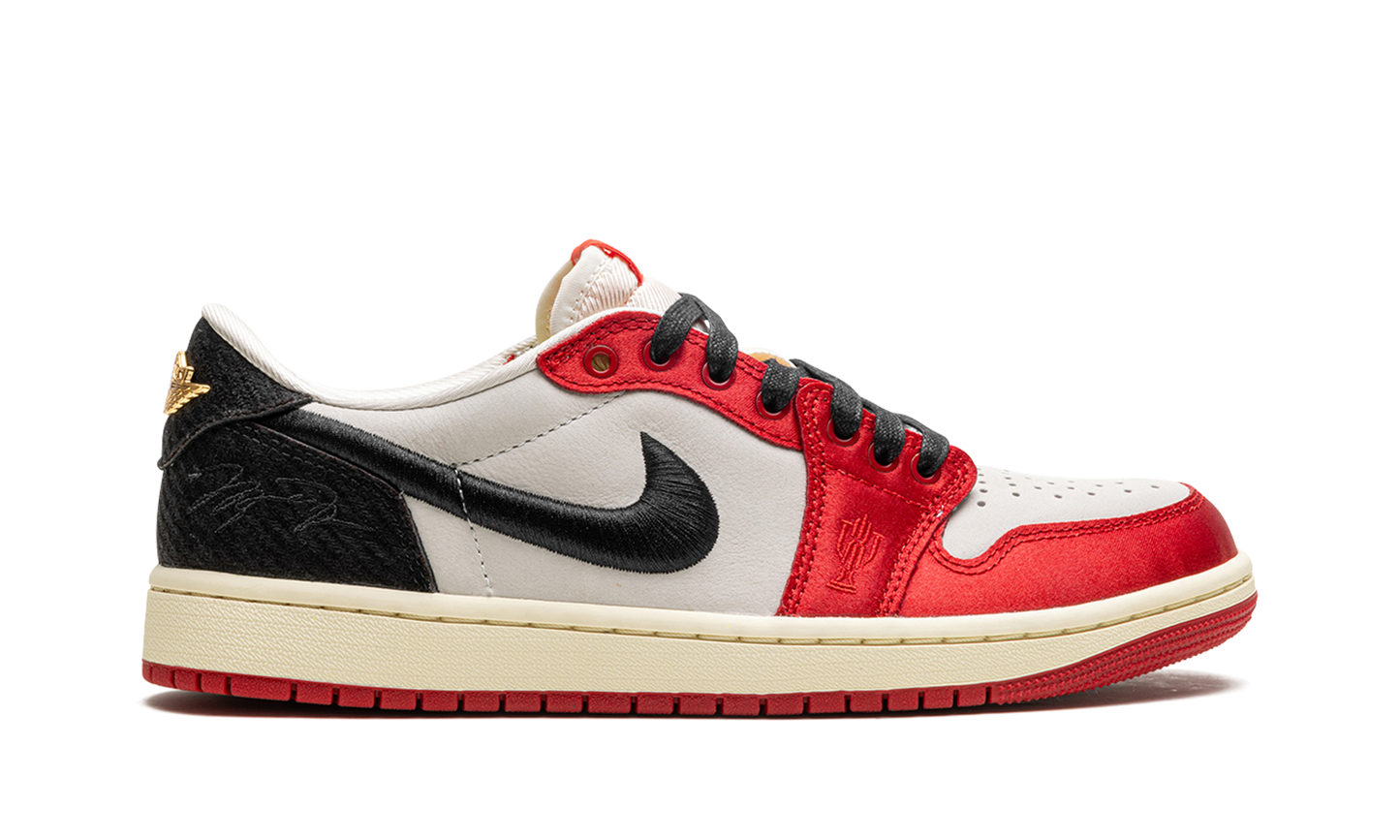 Air Jordan 1 "Trophy Room - Away" FN0432 100