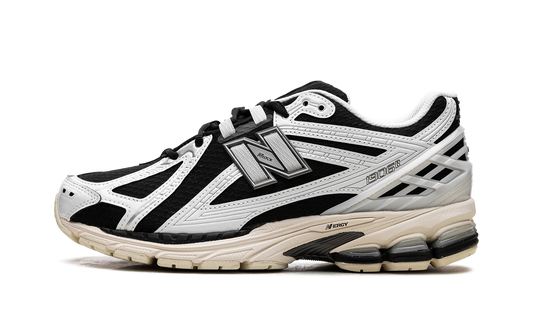 1906 "Black / White" U1906RCI