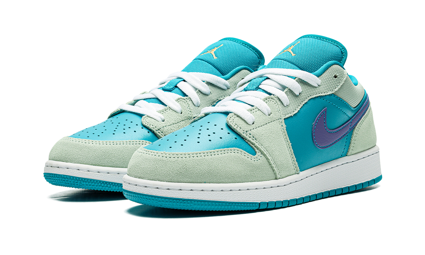 AIR JORDAN 1 LOW SE GS "AQUATONE CONCORD"