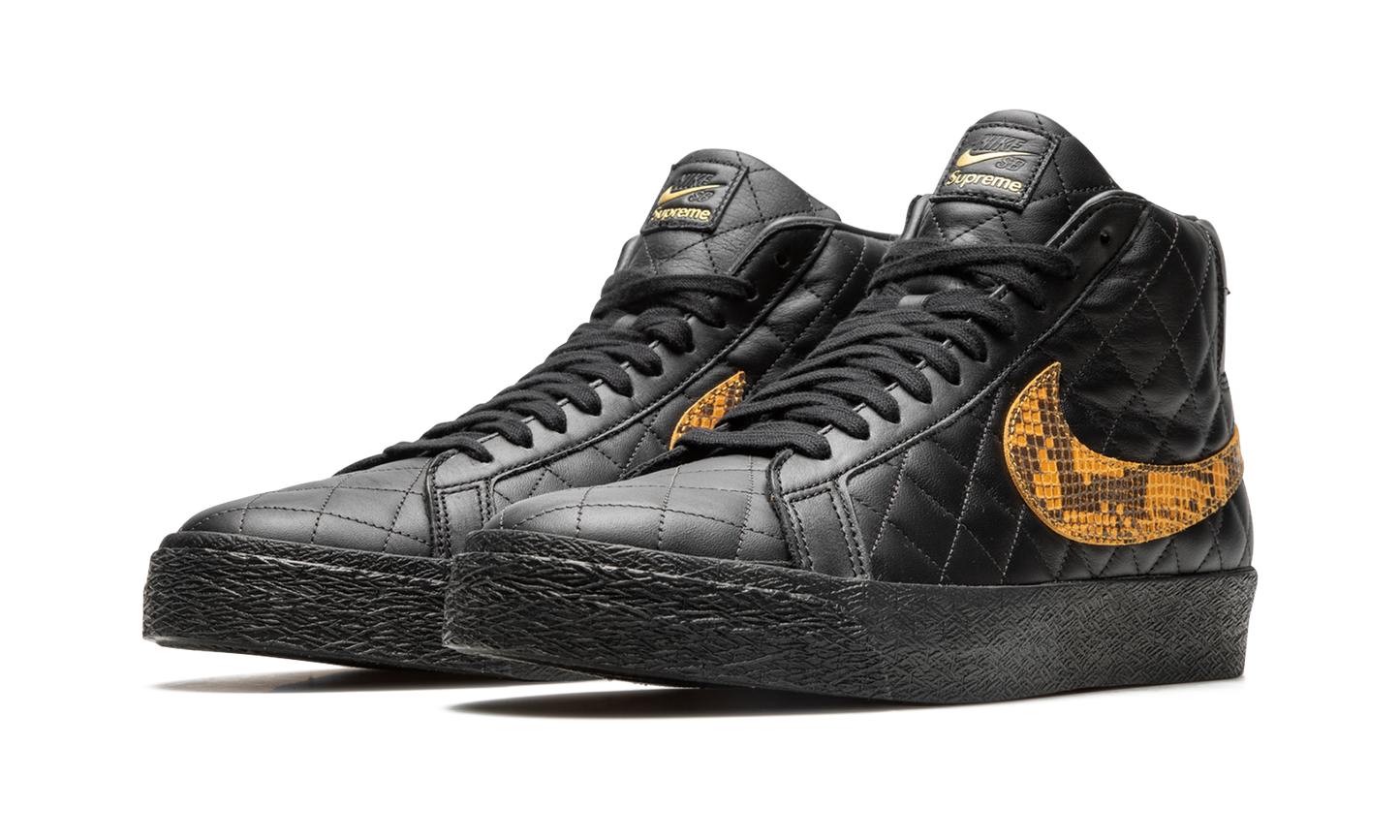 SB Blazer "Supreme - Black" DV5078 001