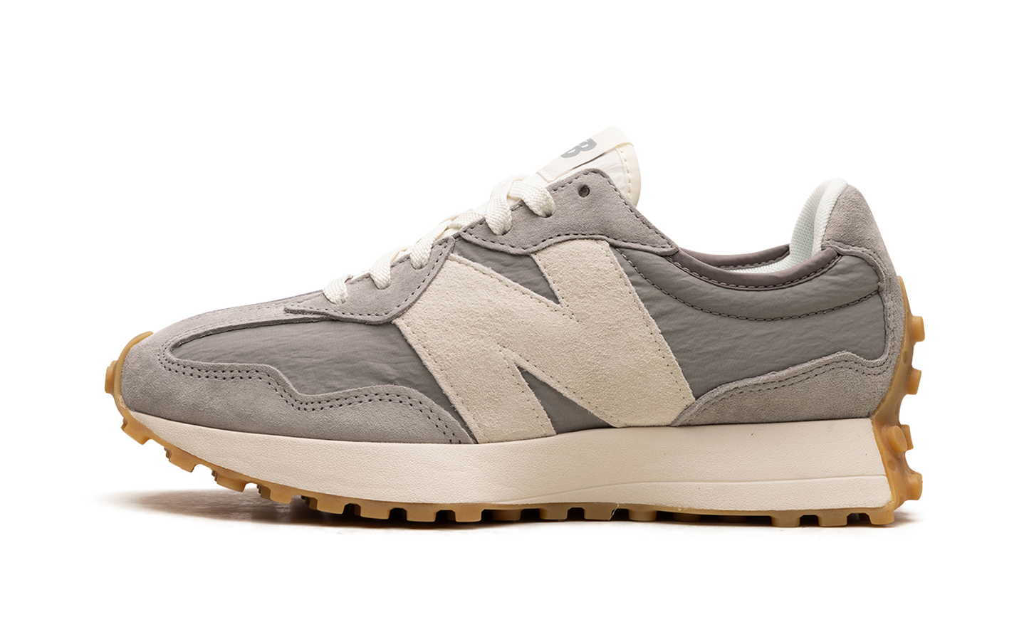 327 "Clean Vintage Overcast" MS327KA1