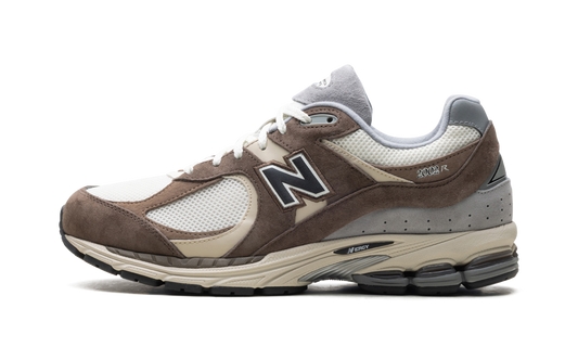 2002R "Emerging Brown" M2002RFZ