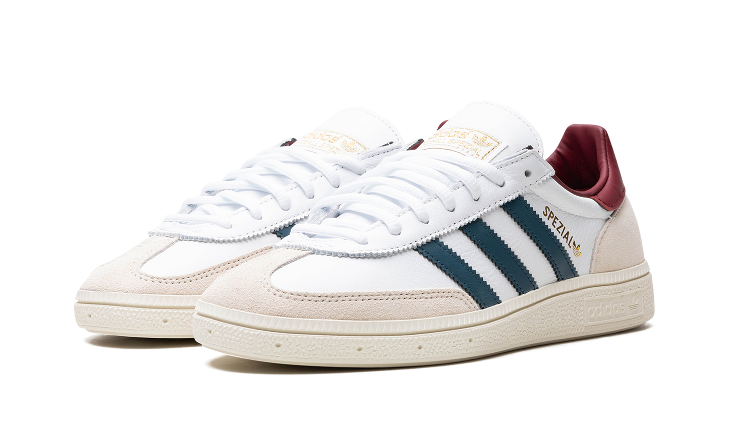 Handball Spezial "White Arctic Night" IF3742