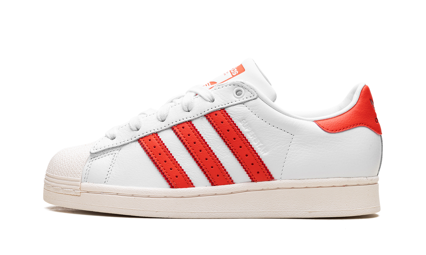 Superstar WMNS "Cloud White Bright Red" IG2217