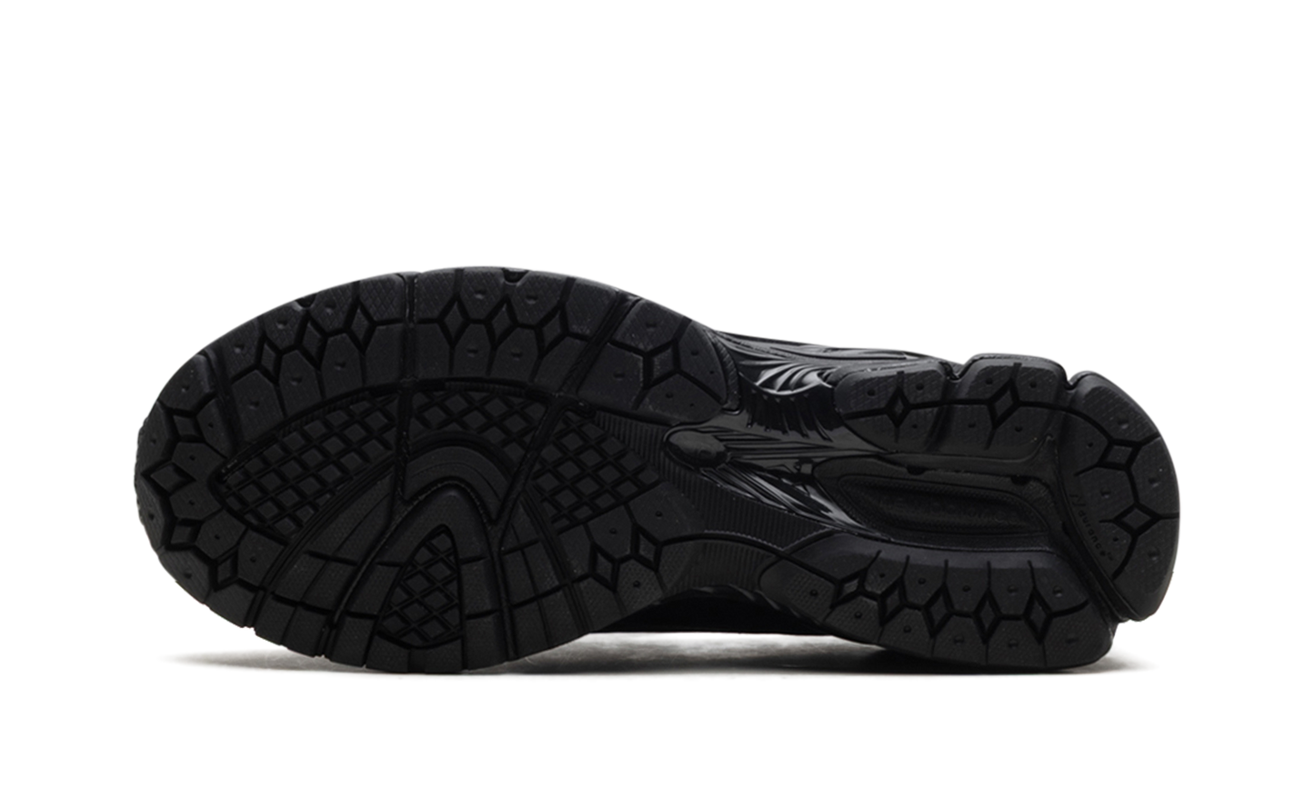 1906L "Black" U1906LBN