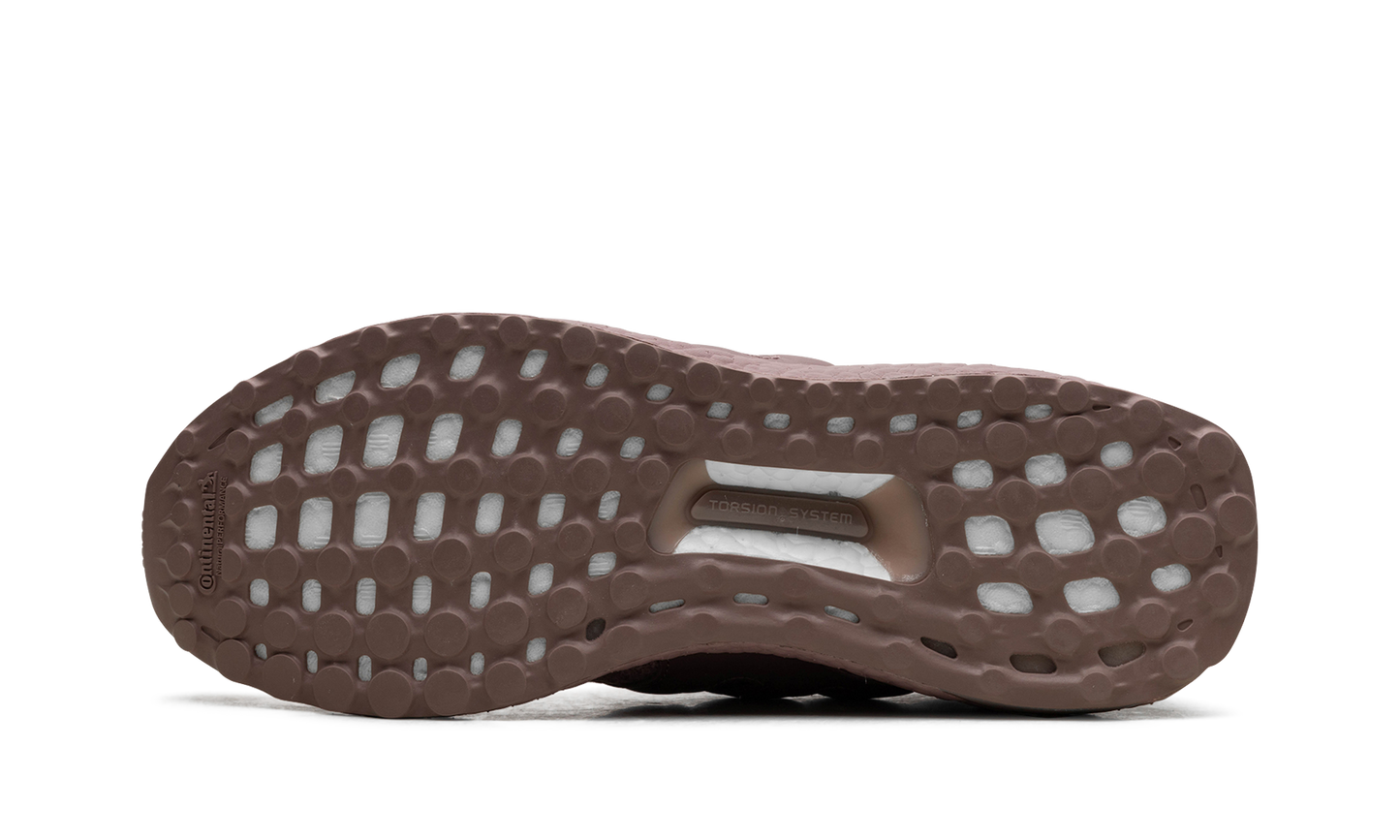 ULTRABOOST 1.0 WMNS "Wonder Oxide" GY9903