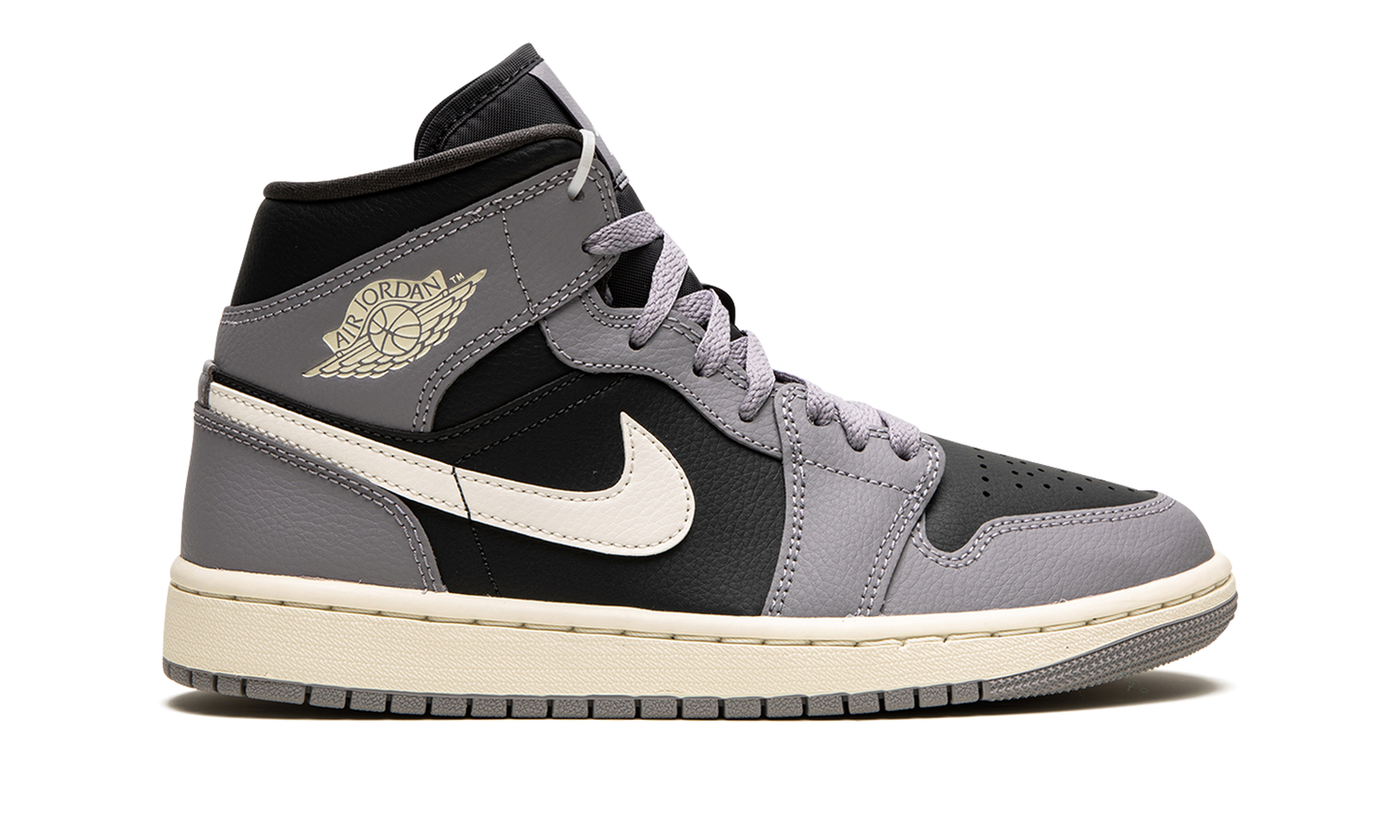 AIR JORDAN 1 MID WMNS "CEMENT GREY" BQ6472 022