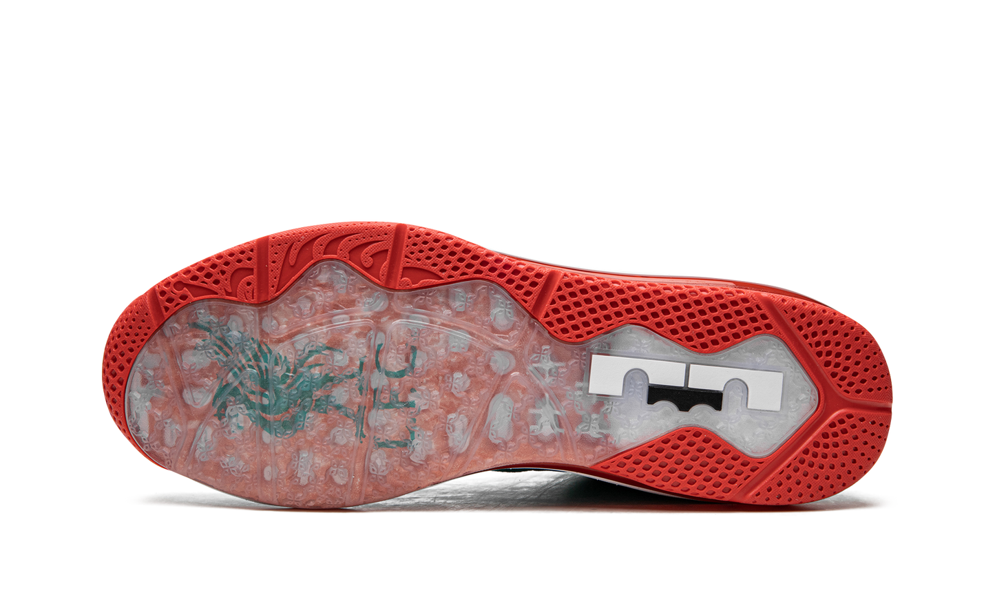 LeBron 9 Low "Reverse Liverpool" DQ6400 300