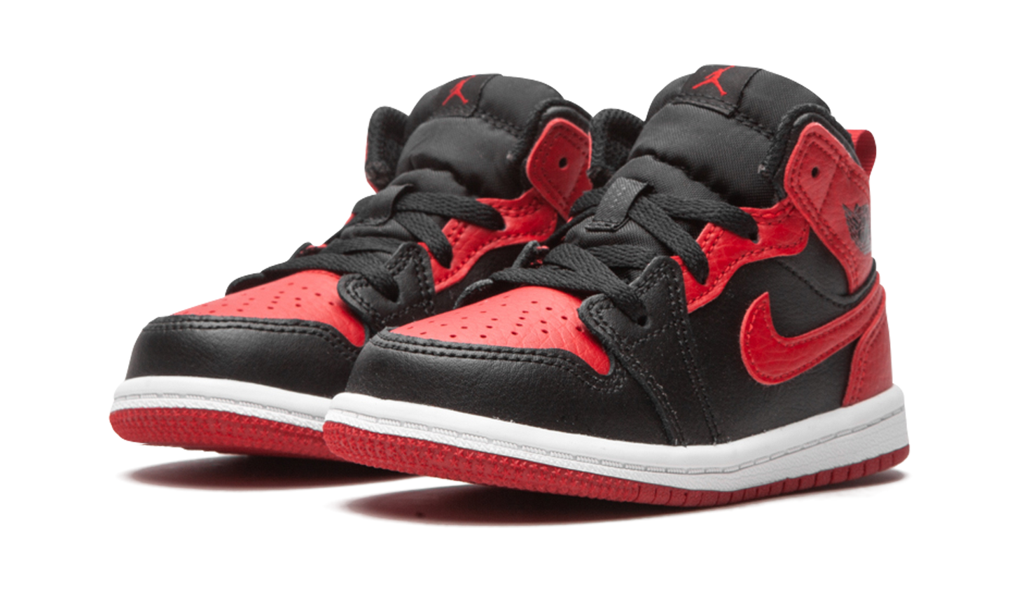 Air Jordan 1 Mid TD "Banned 2020" 640735 074