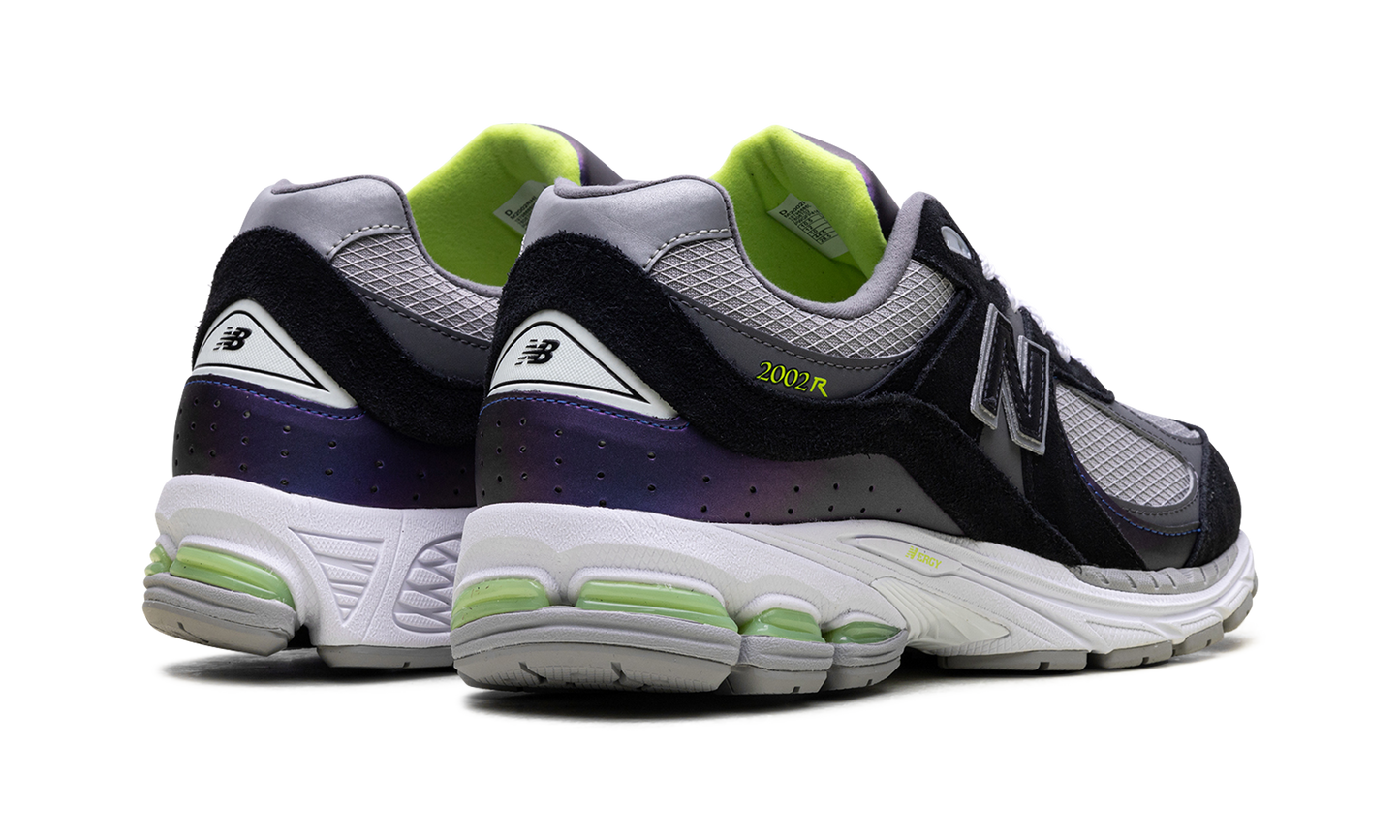 2002R "DTLR - Purple Noir" m2002rhi