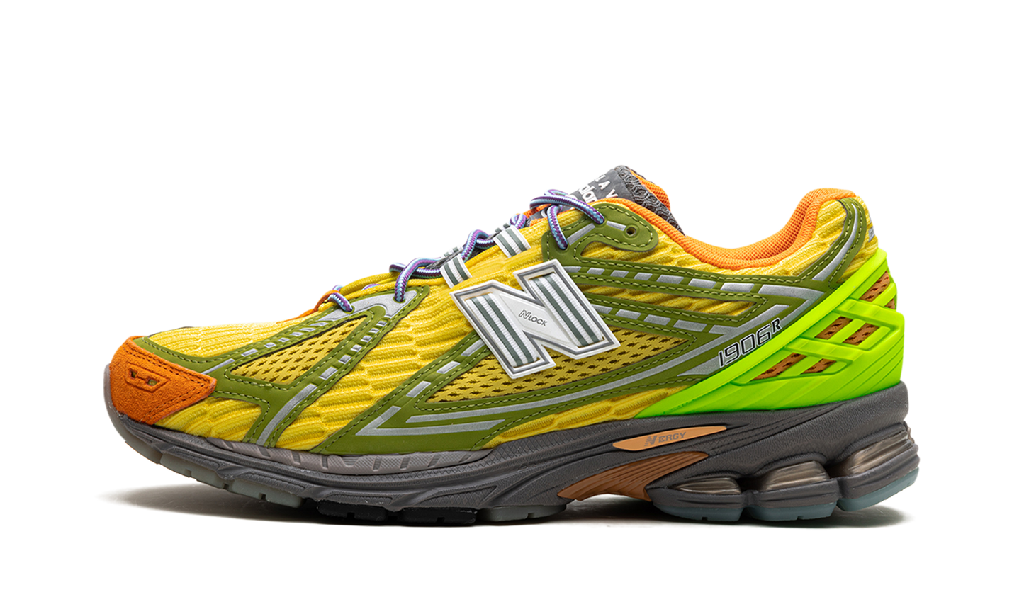 1906R "Action Bronson - Scorpius" M1906RBR