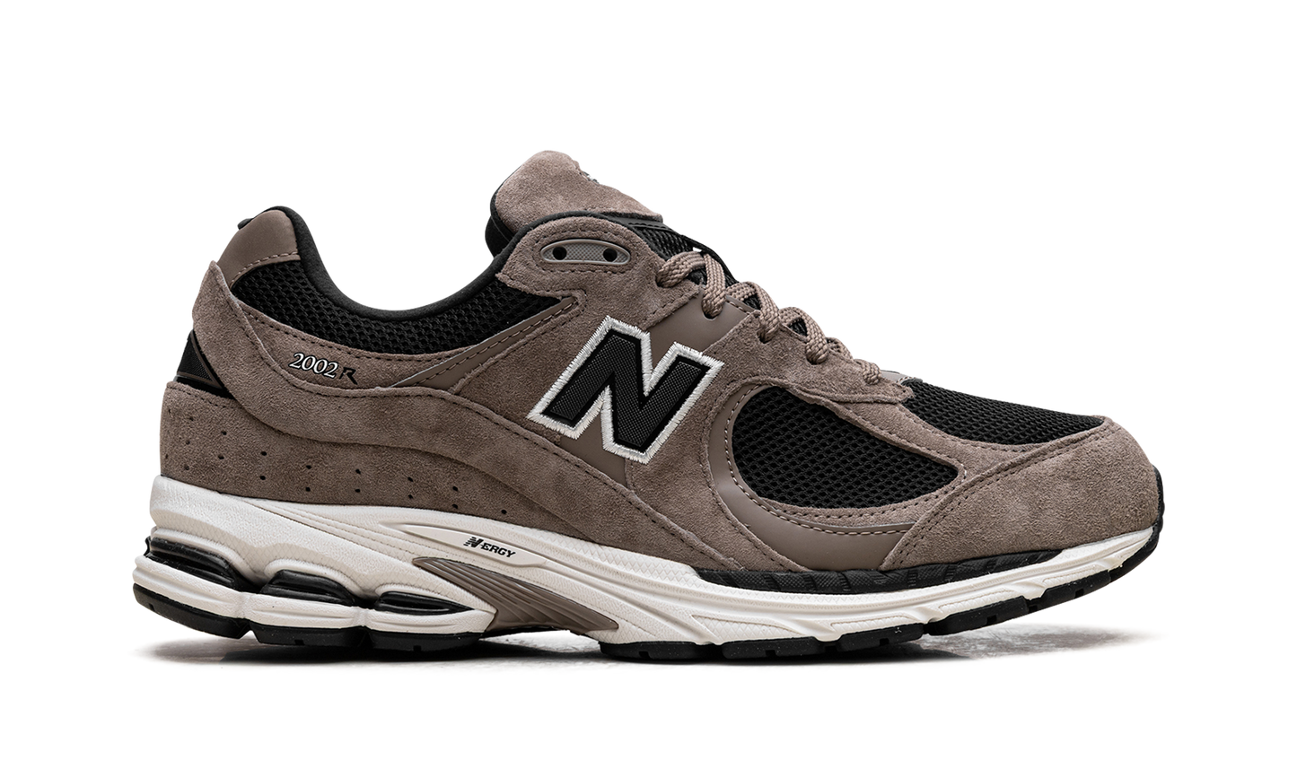 2002R "Driftwood Black" M2002RTJ