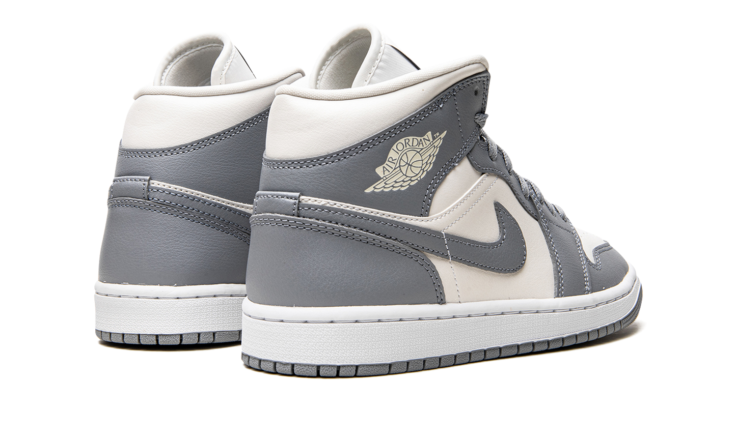 AIR JORDAN 1 MID WMNS "Stealth" BQ6472 115