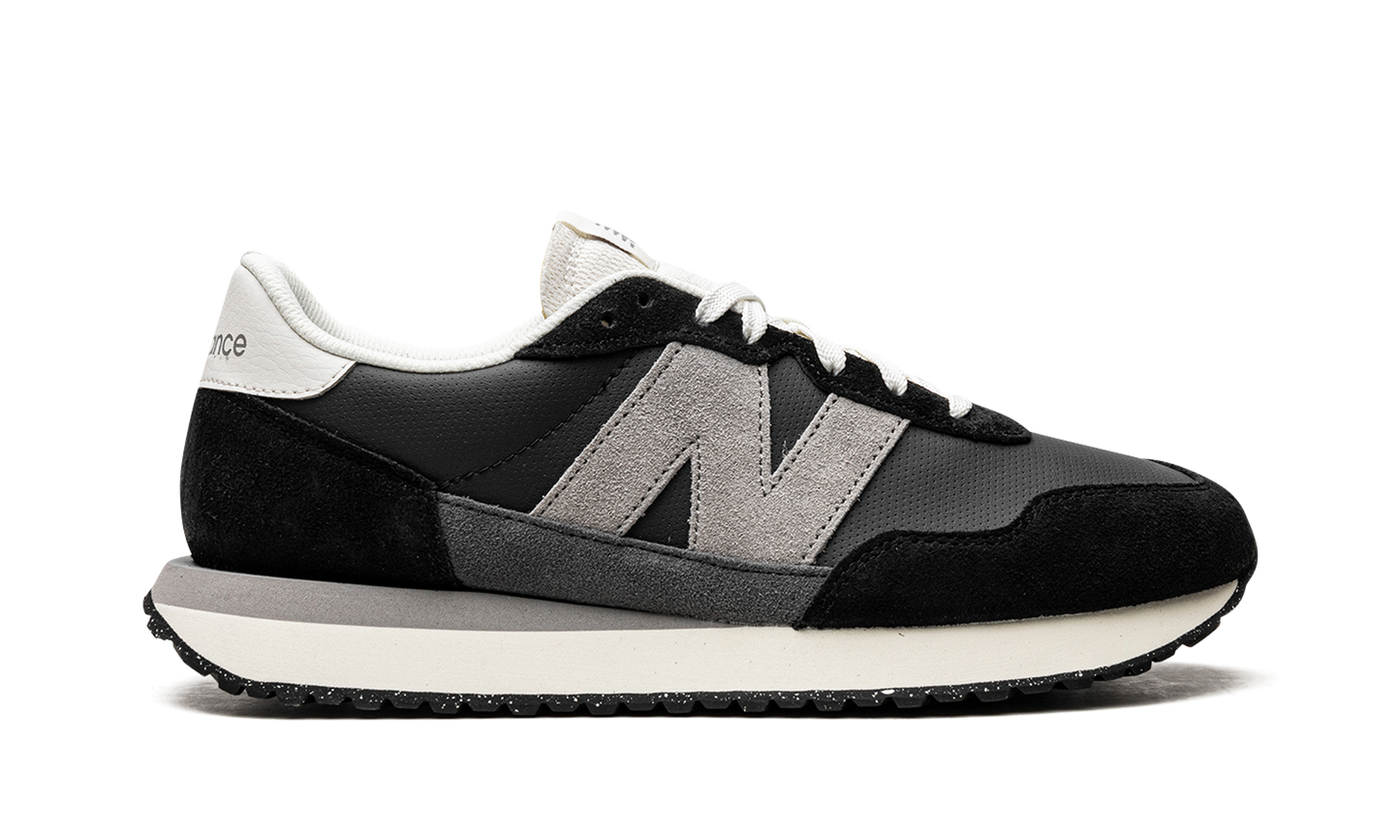 237v1 "Black/Grey/White" MS237RC