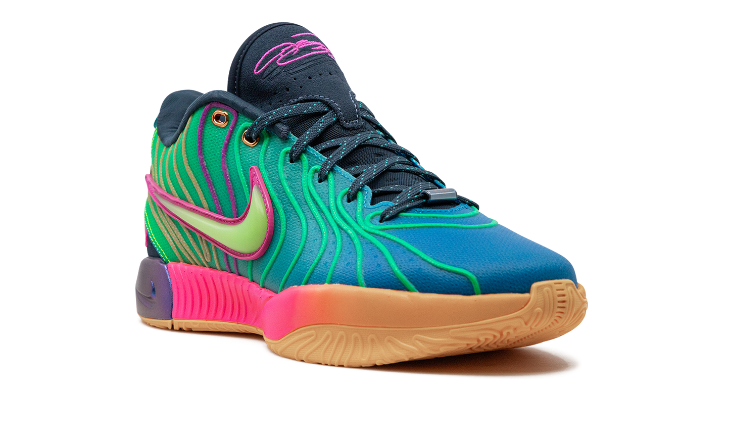 LeBron 21 "Optimism" HF5352 400