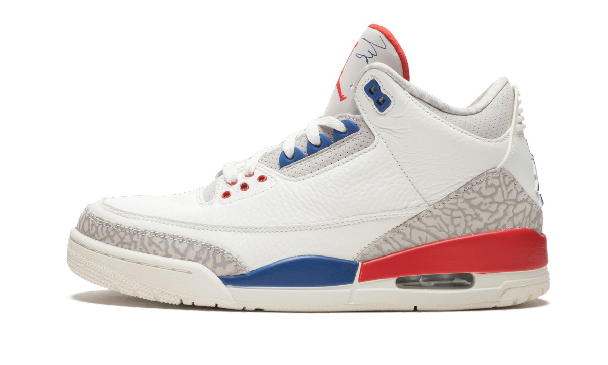 Air Jordan 3 Retro "International Flight" 136064 140