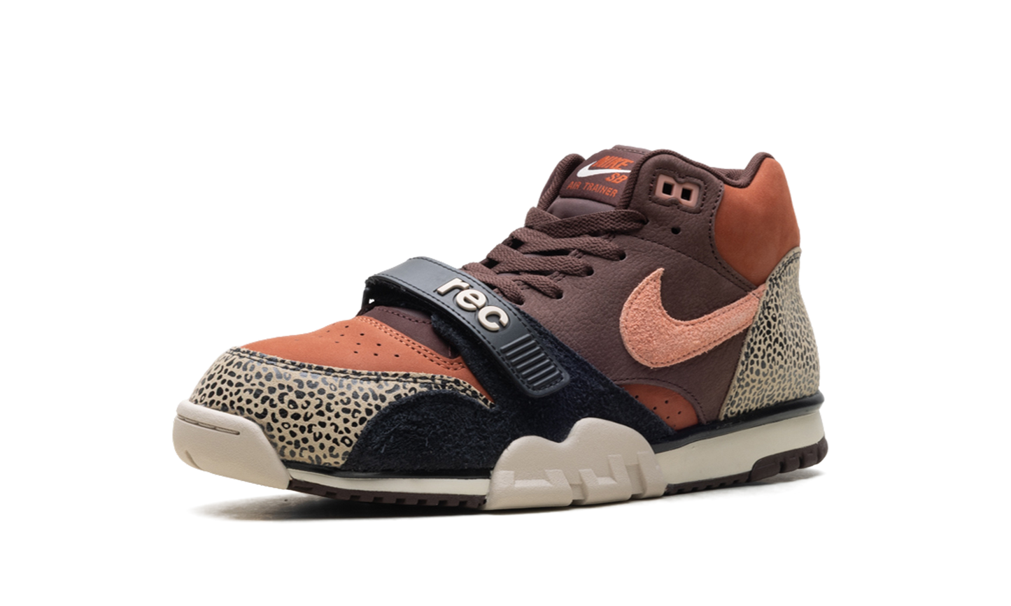 SB Air Trainer 1 "Arts-Rec - Limestone" IF0501 200