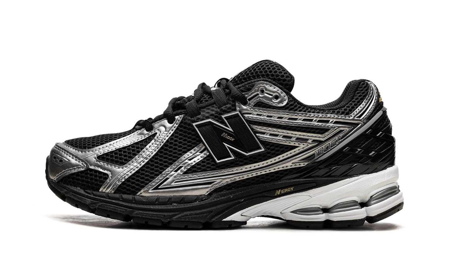 1906R "Black Grey White" U1906RCF