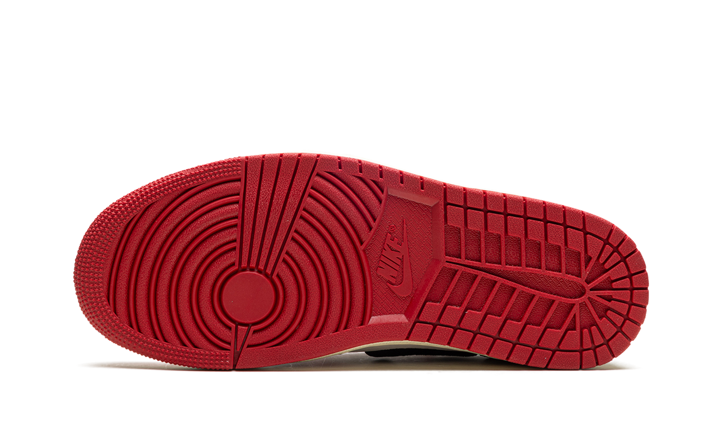 Air Jordan 1 "Trophy Room - Away" FN0432 100