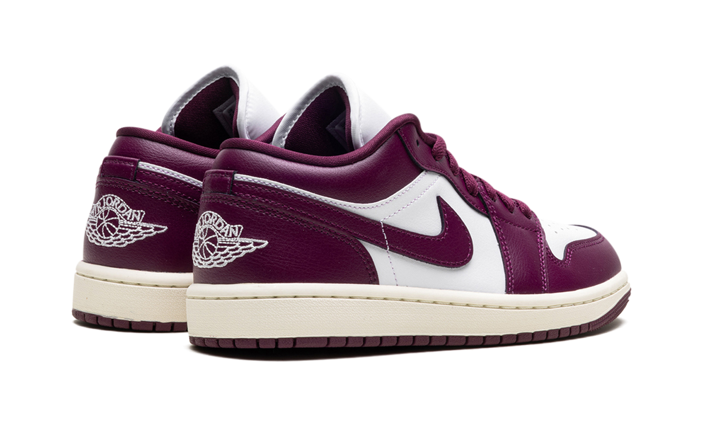 Jordan 1 Low WMNS "Bordeaux" DC0774 161