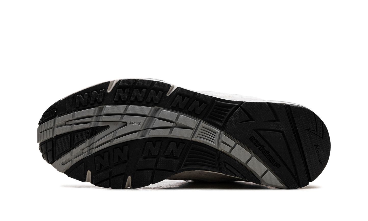 991 "Urban Winter - White" M991WIN