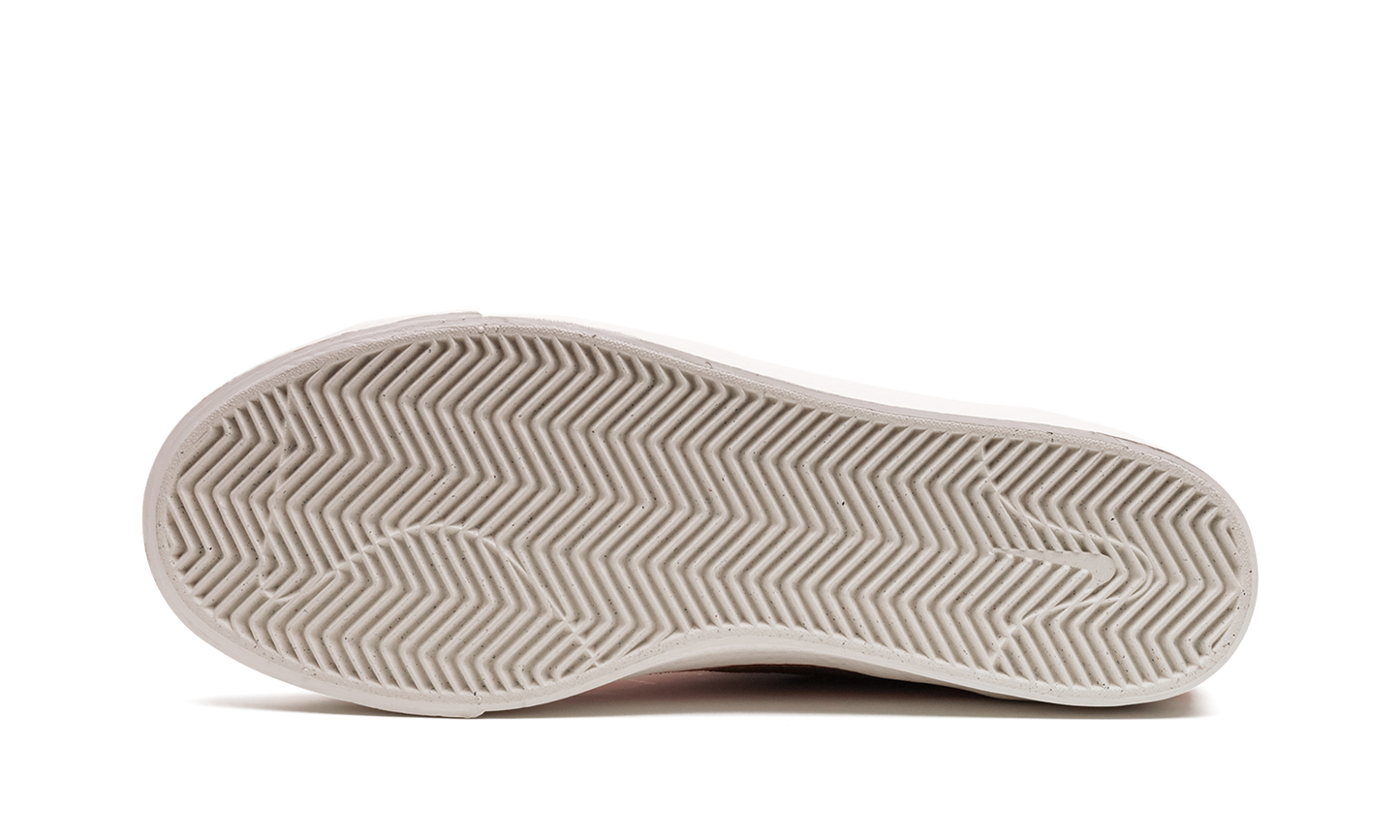 SB Blazer Court Mid "Rose Whisper" DM8553 601