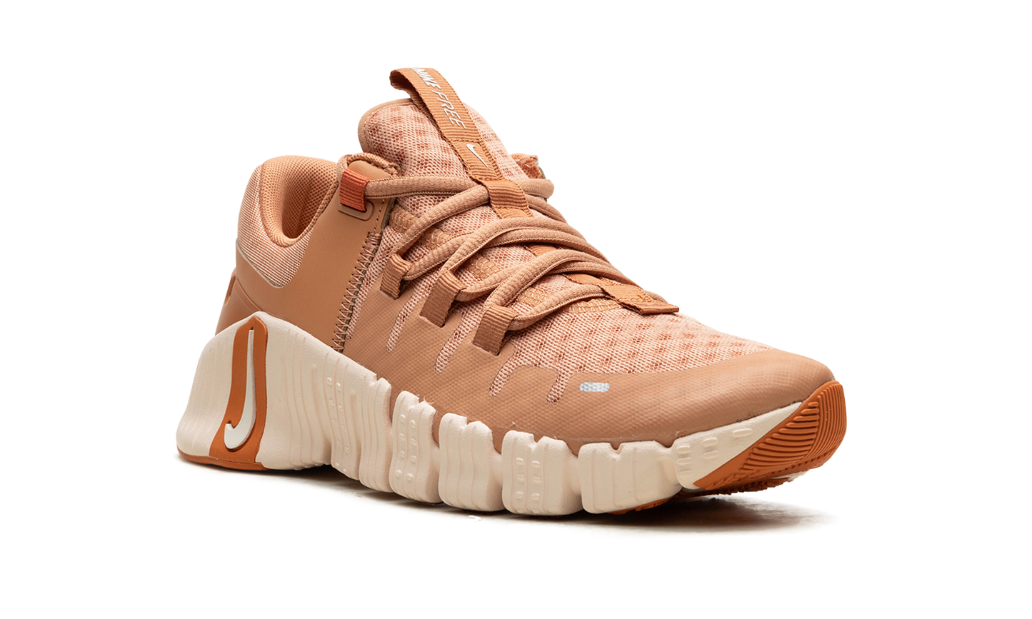 FREE METCON 5 WMNS "Amber Brown" DV3950 200
