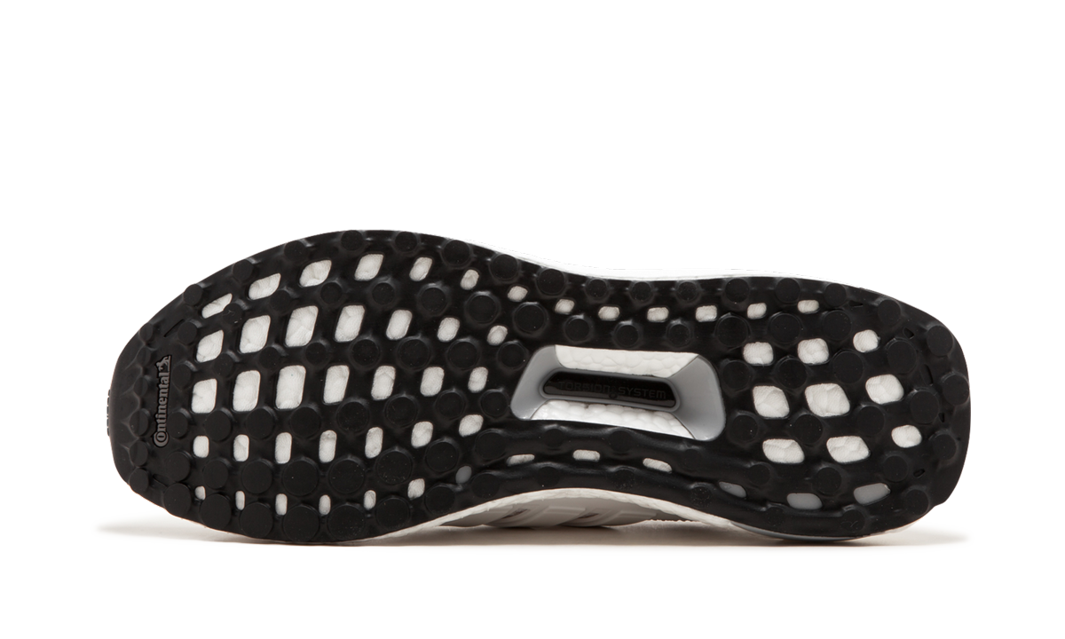 UltraBOOST "Triple White" BB6168