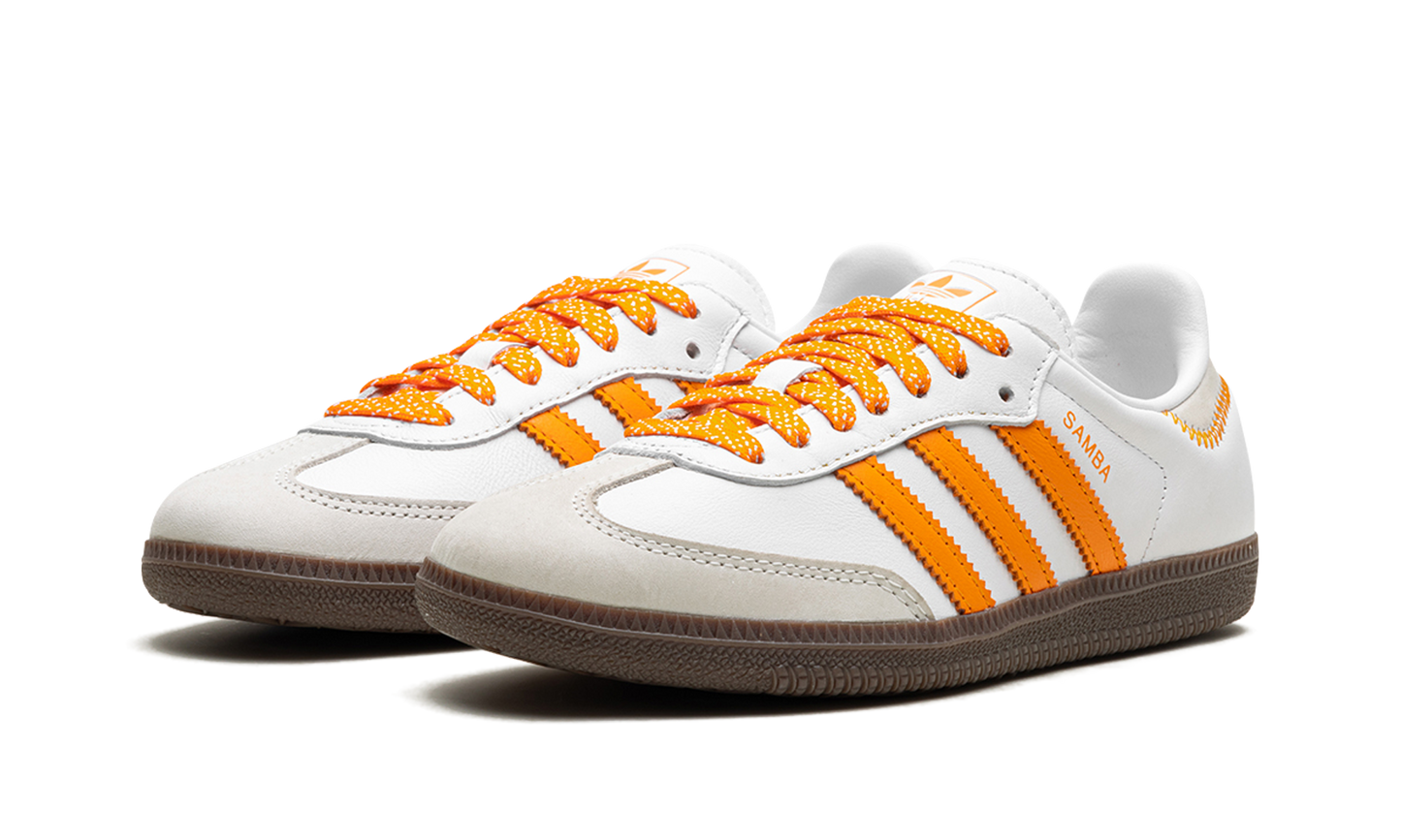 Samba OG WMNS "WHITE EQUIPMENT ORANGE" IE6521