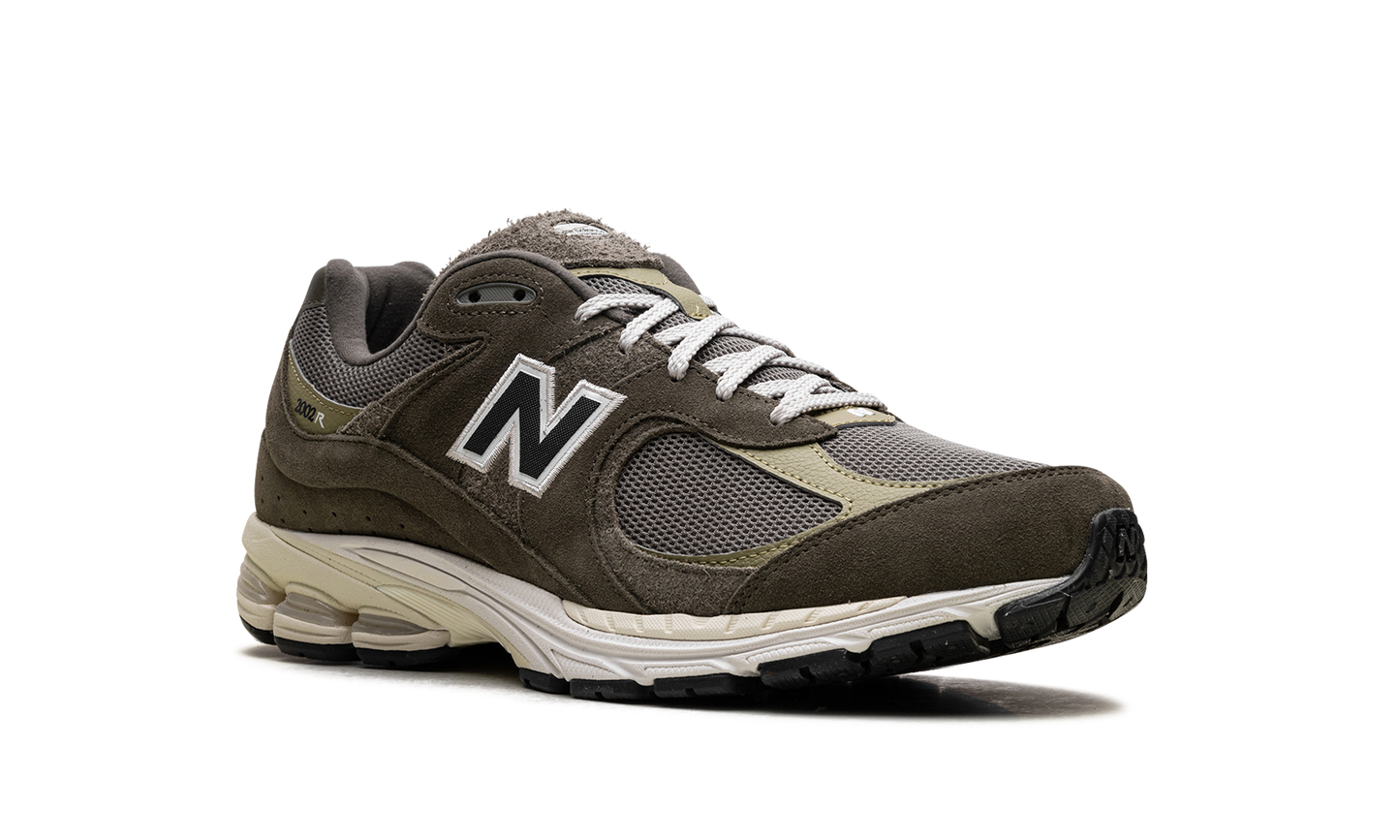 2002R "Zalando Exclusive Olive" M2002RZD