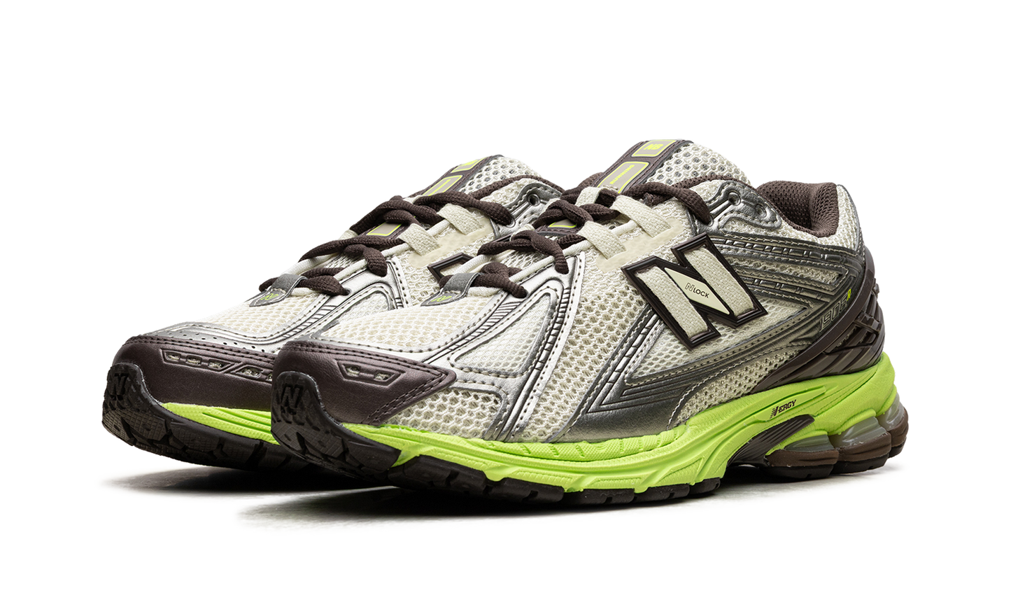 1906R "SSENSE Exclusive 20th Anniversary" M1906RSF