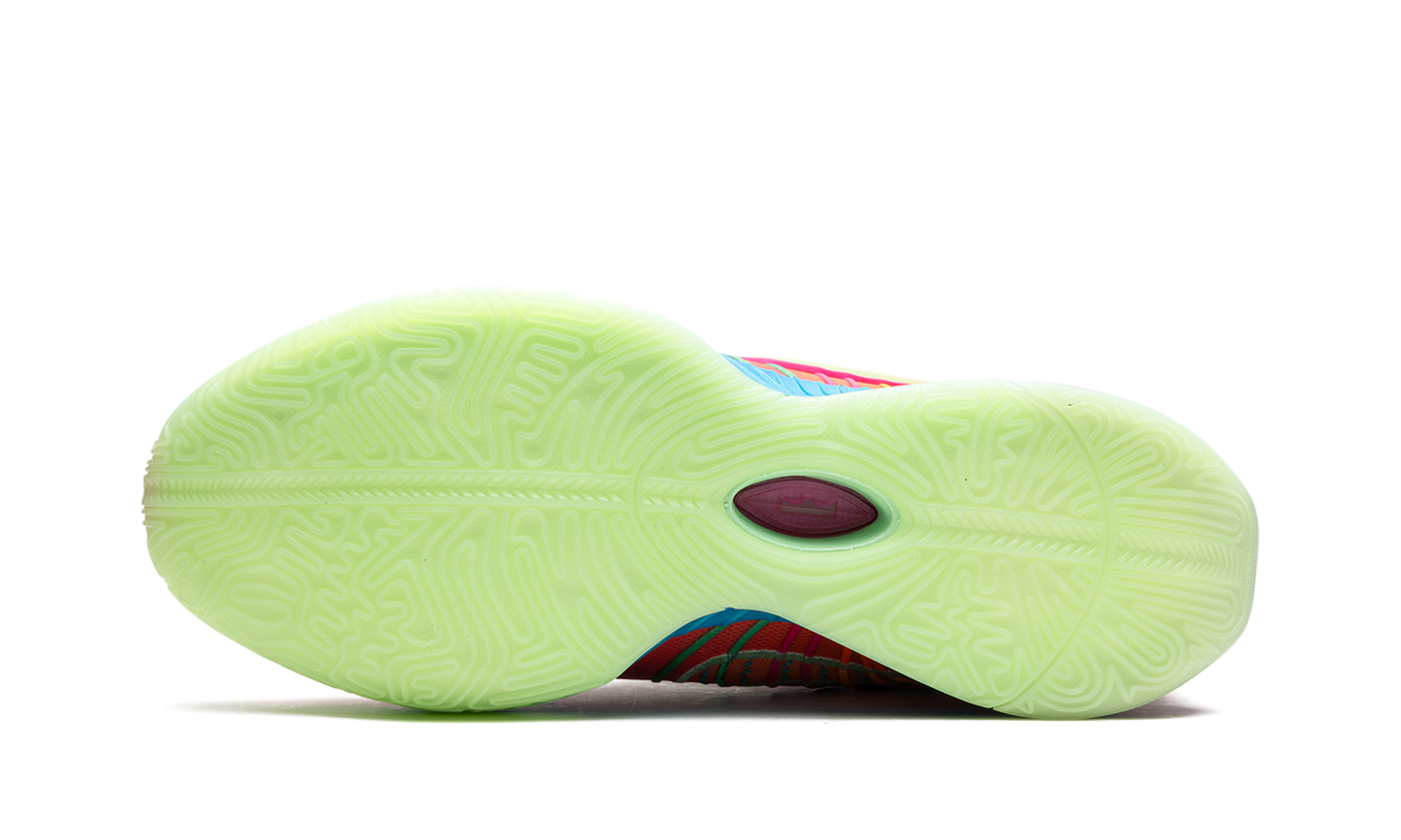 LeBron 21 "Optimism" HF5353 400